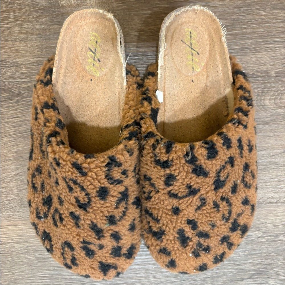 Aerie Slippers